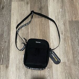 Supreme Black Messenger Bag